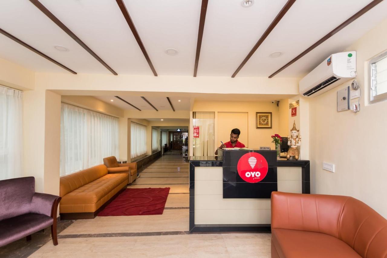 Oyo 9202 Hotel Central Courtyard Siliguri Exterior foto